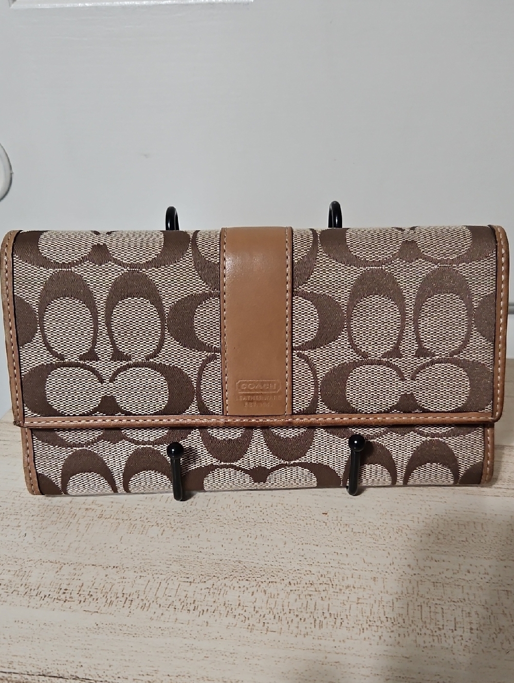 Coach EUC Brown/Tan Signature Jacquard Wallet